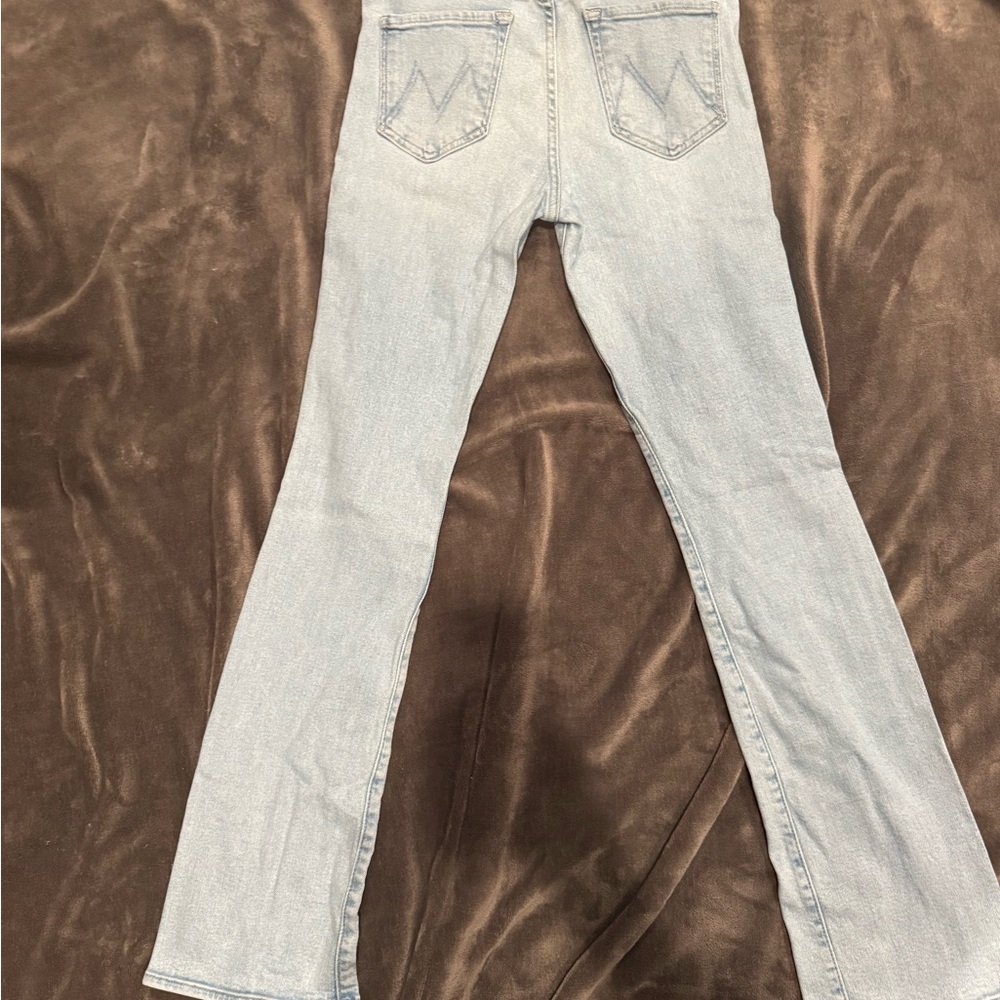 MOTHER The Insider Sneak Jeans